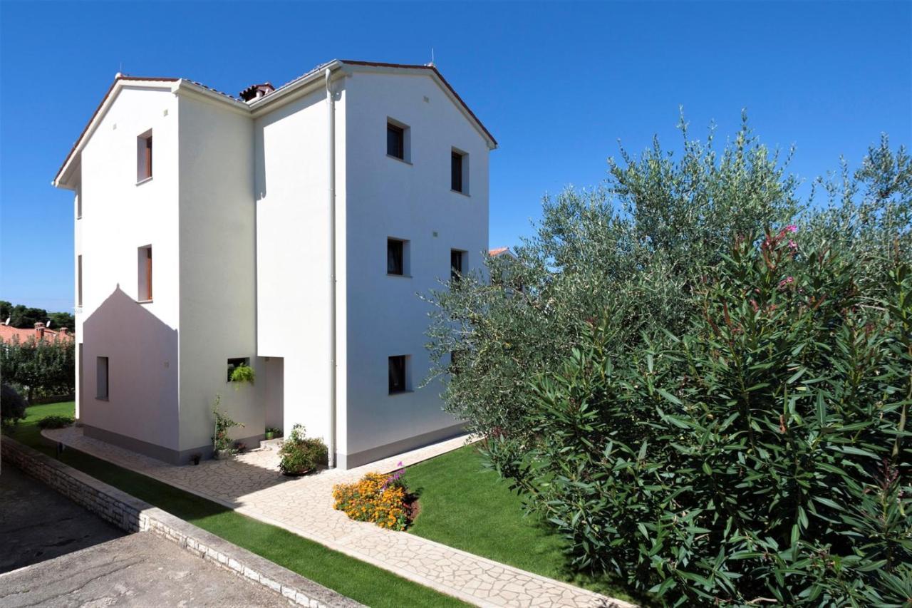 Apartments Beakovic Porec Esterno foto