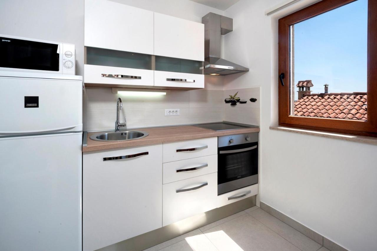 Apartments Beakovic Porec Esterno foto